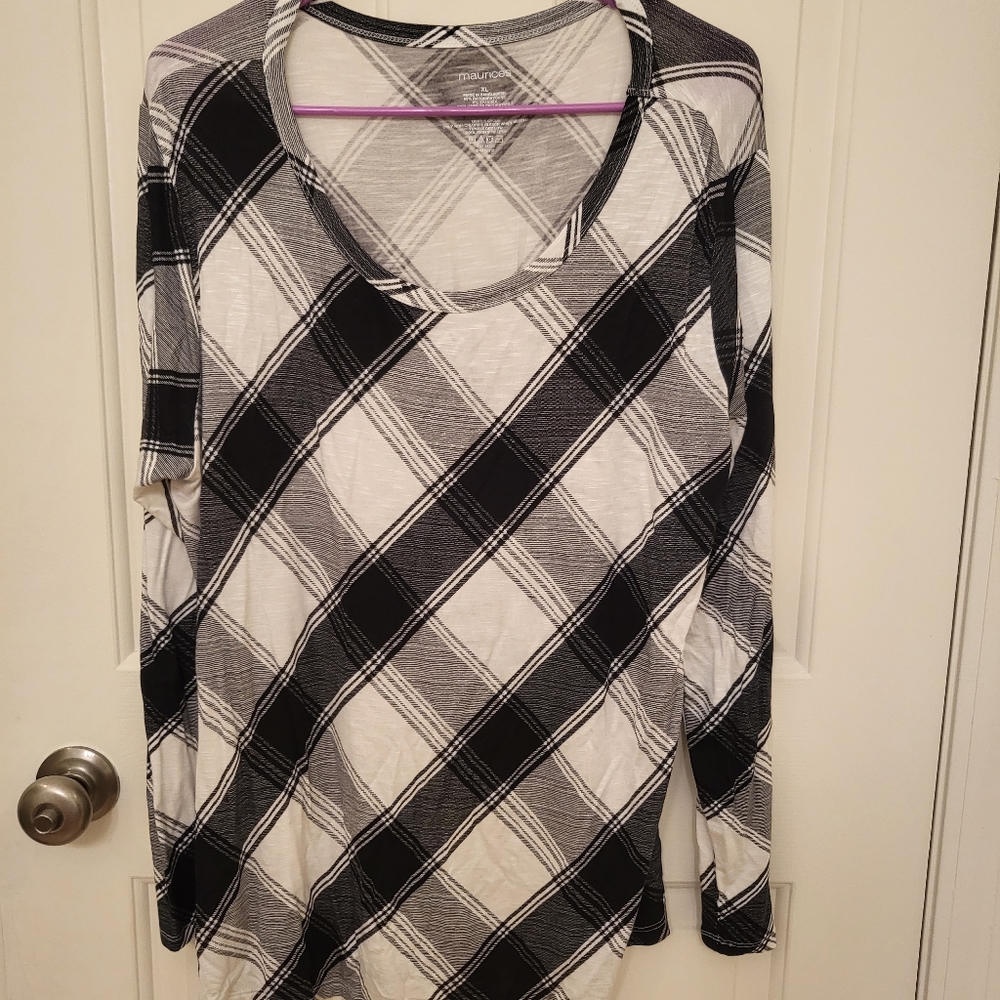 Maurice's, extra large, top.